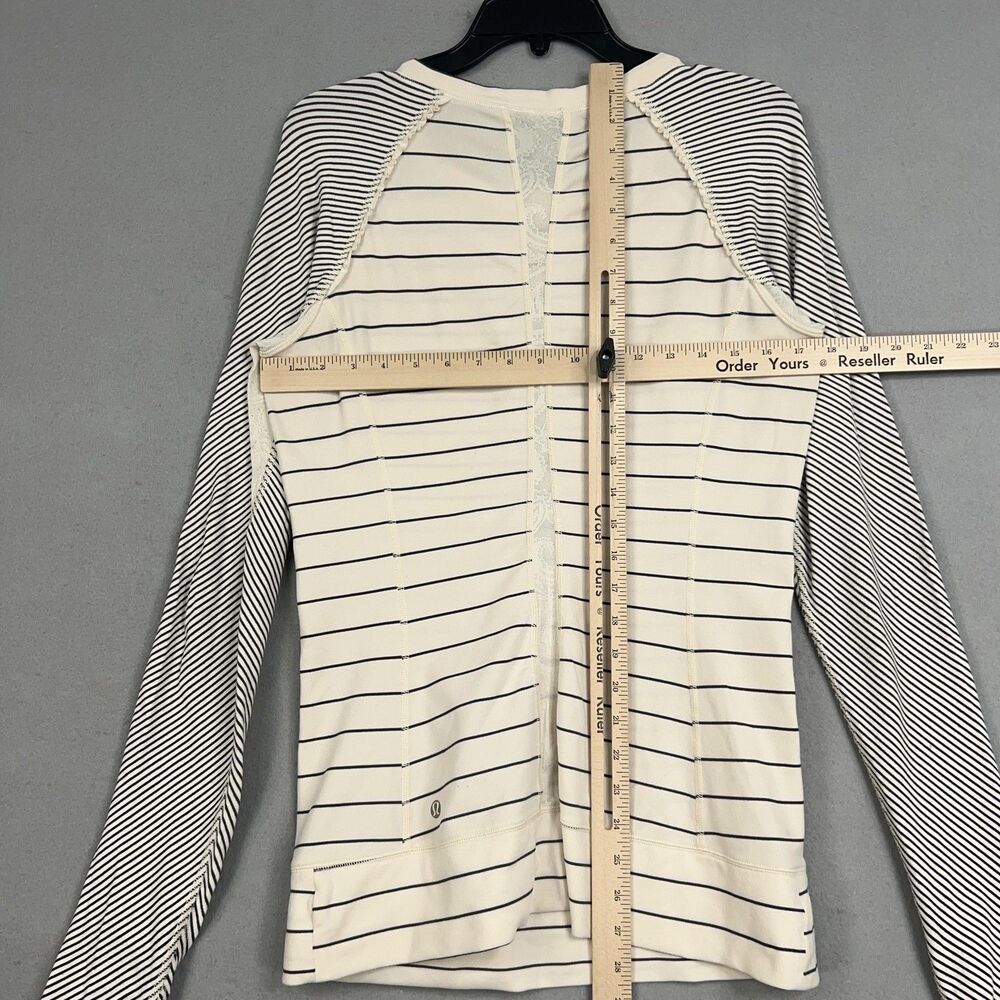 Lululemon Shirt Womens 6 Beige Stripe Full Tilt Long Sleeve Angel Wing - Picture 12 of 15